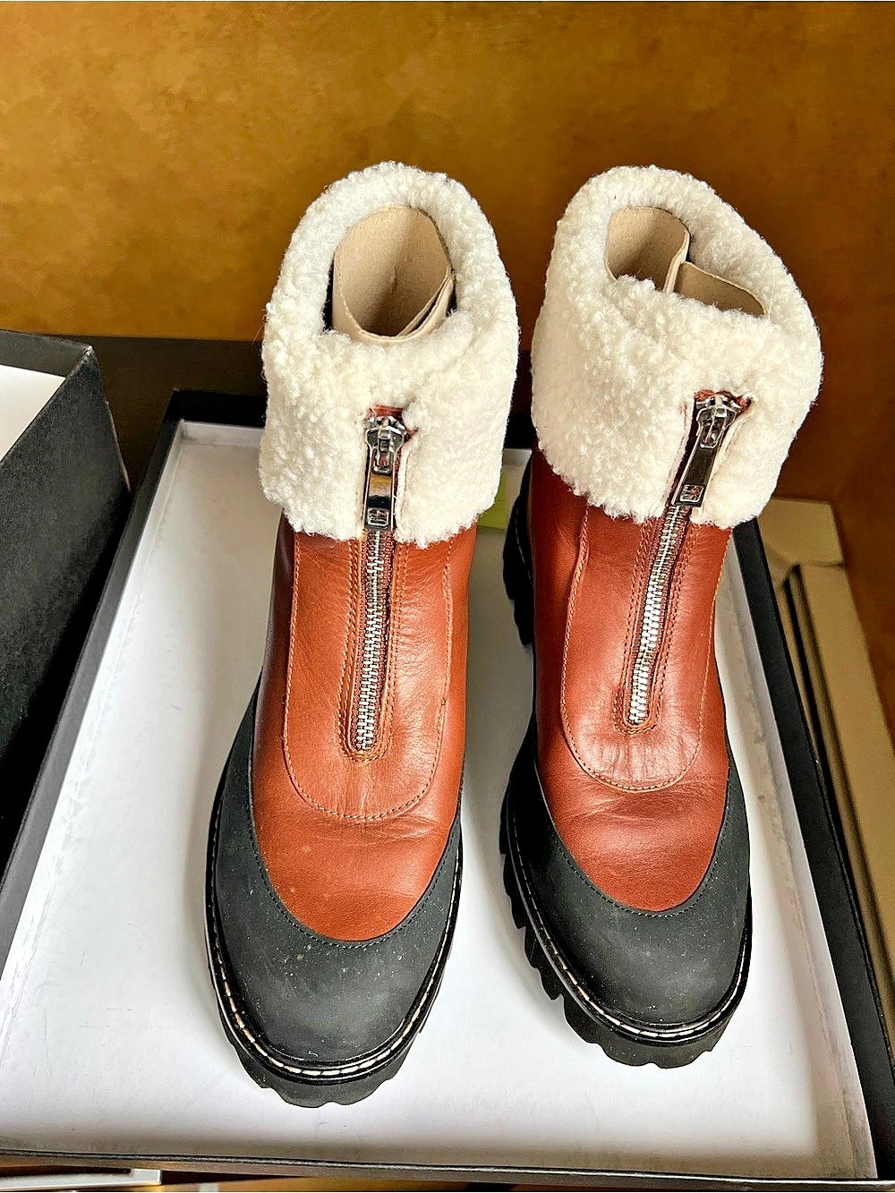 J. Crew Winter Boots Brown & Black US 9Like New